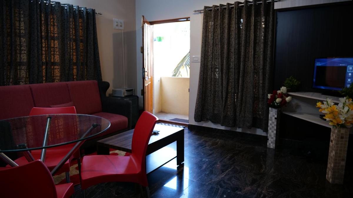 The Ventura Grand Hotel - Housity