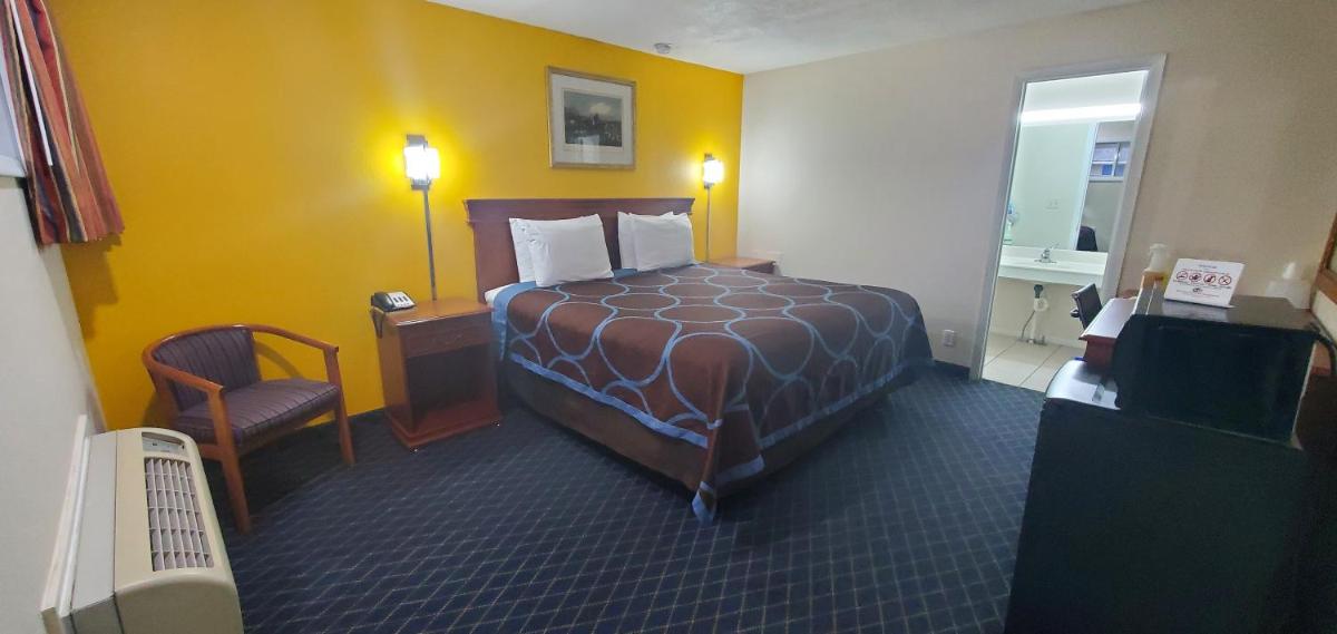 American Inn Motel - Housity