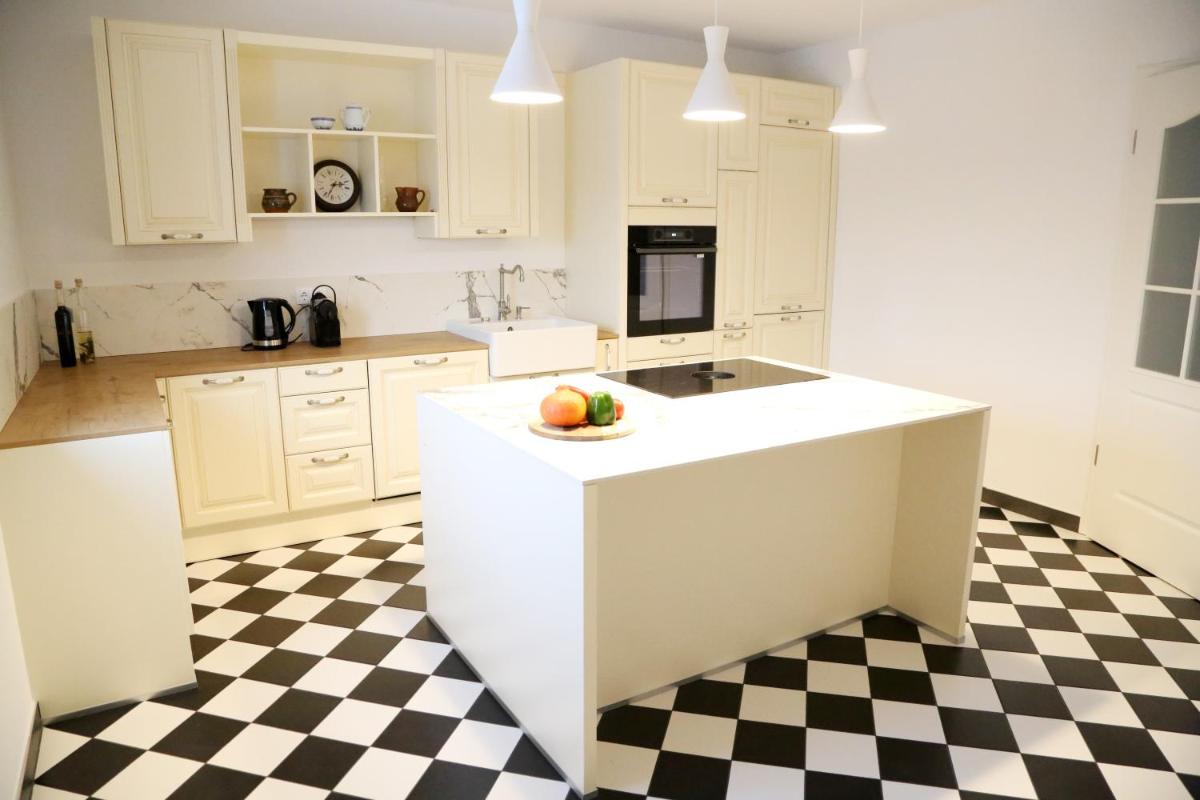 Suitetrails - Maribor Luxury Country House Volicina 5*