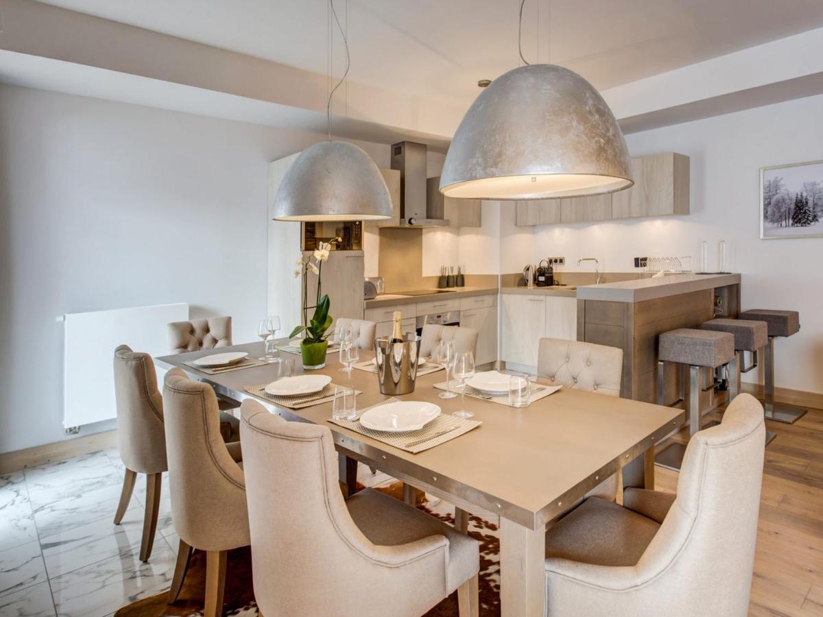 Appartement spacieux 3 chambres centre Courchevel, parking inclus - FR-1-562-34 - Housity