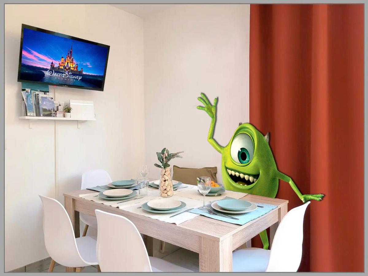 Appartement avec salle de jeux privée,10min de disney transport en commun 6 couchages - Housity