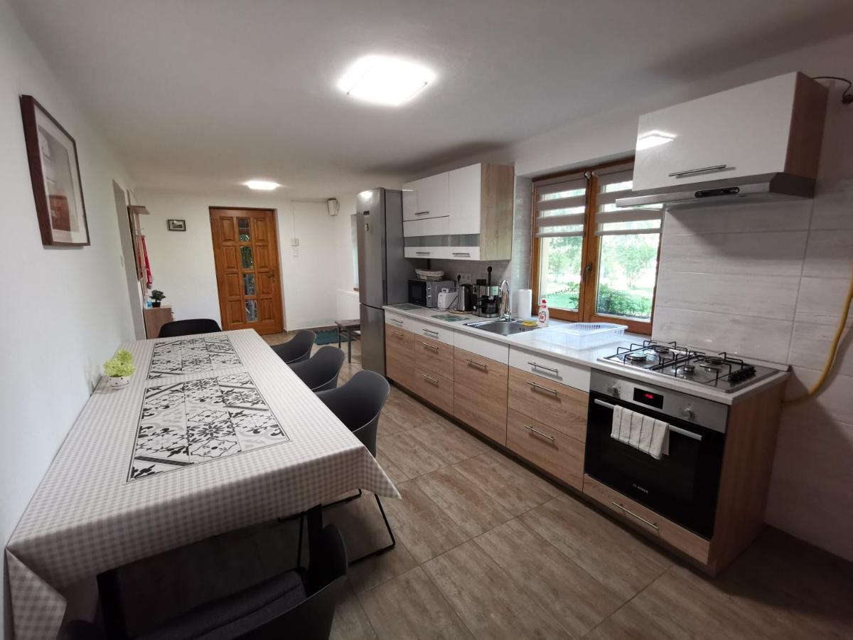 Szent Erzsébet Apartmanház - Housity