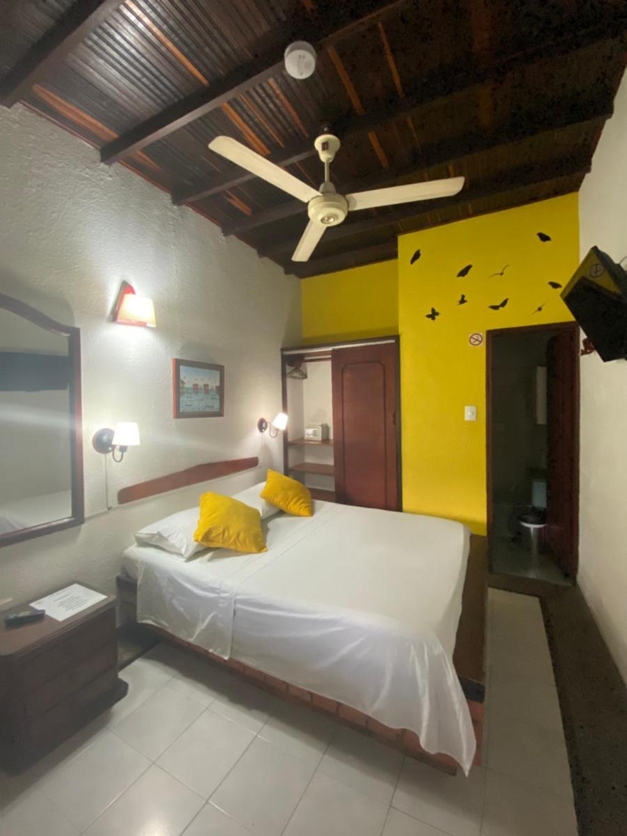 Hotel Nueva Granada - Housity