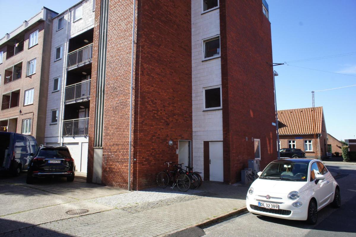 Tordenskjoldsgade 1. 2 sal dør 1 (Id 173) - Housity