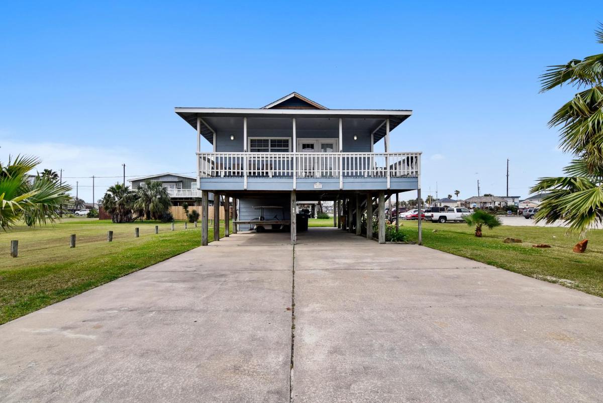 Harry's Hideaway by Ryson Vacation Rentals - Housity