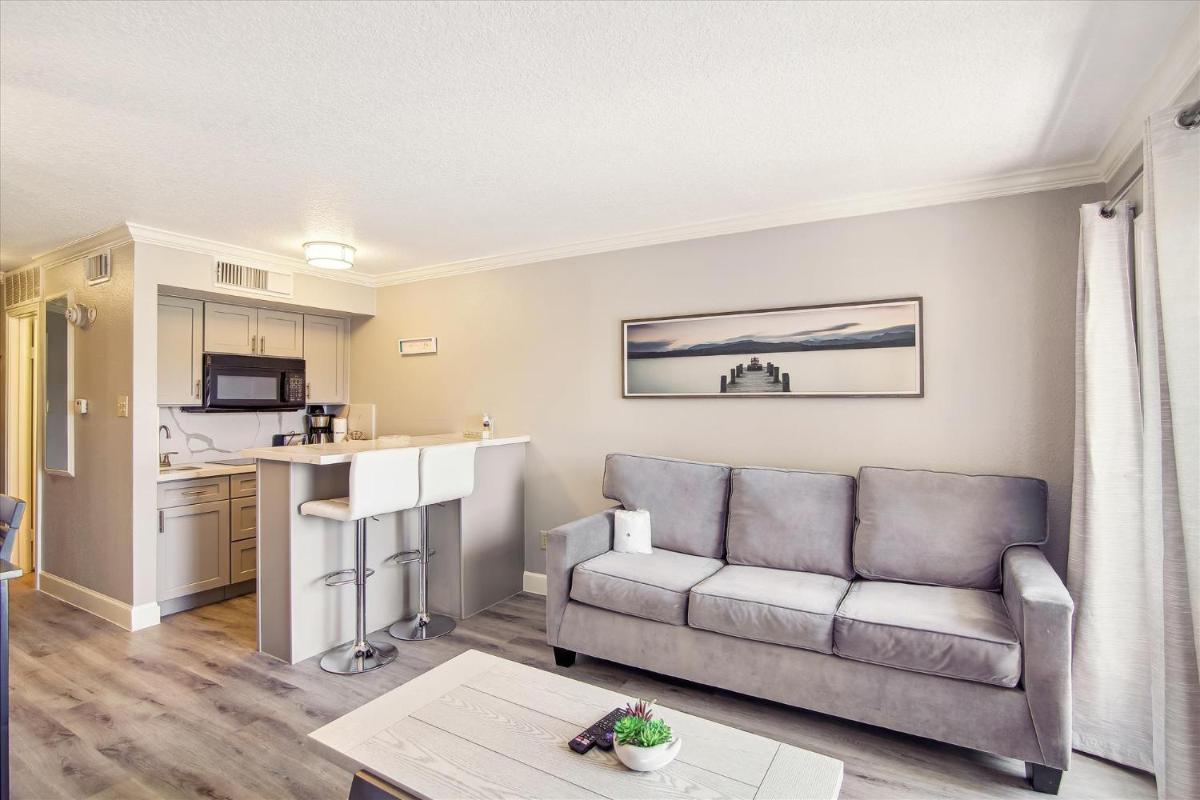 Victorian 3213 - Ocean View Oasis - Housity