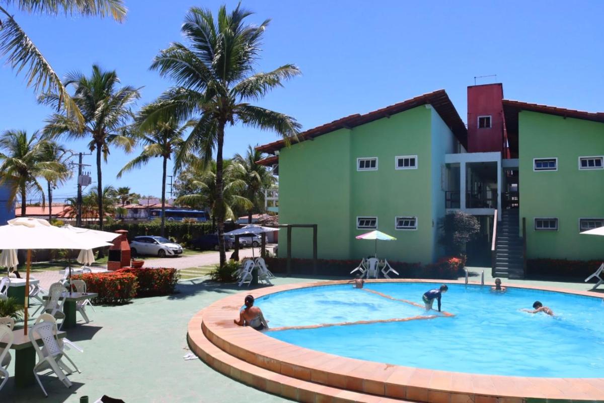 PRAIA DE TAPERAPUAN - FLAT EM CONDOMINIO A 300 METROS DA PRAIA. - Housity