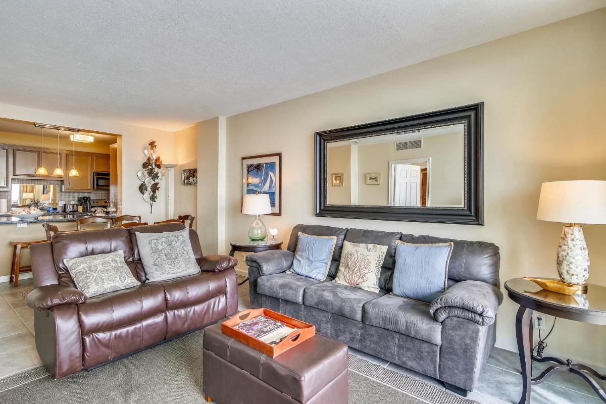 Galvestonian 112-Beachfront Hideaway - Housity