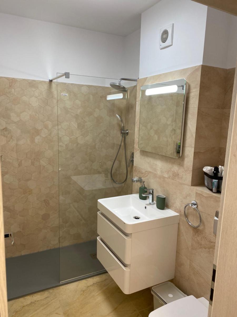 Plazza Studio - Housity