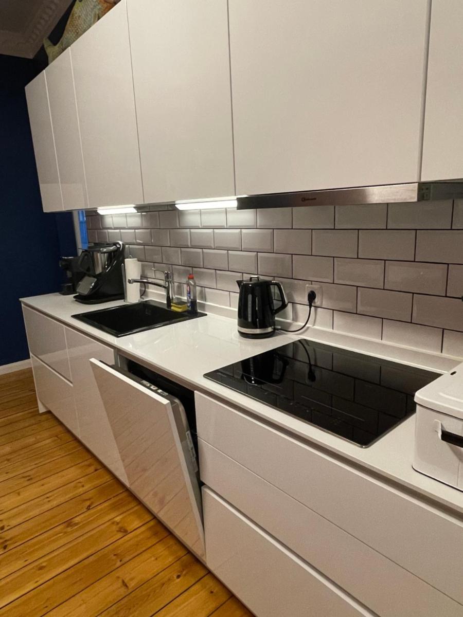 Luxus Altbaucharme in zentraler Lage - Housity