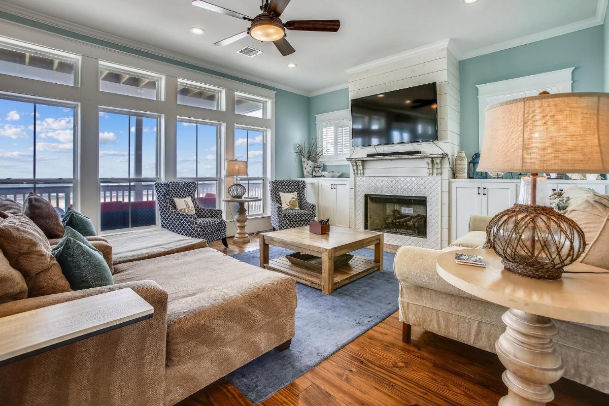 Seaside Sanctuary - Housity