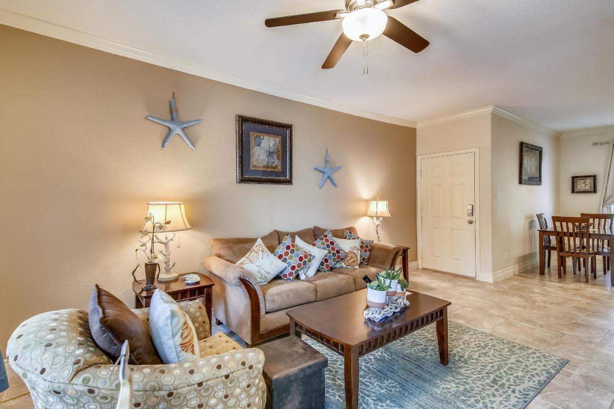 Dawn 722-Poolside Paradise - Housity