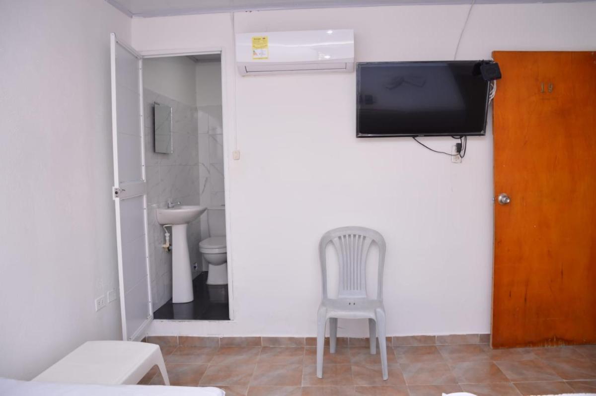 Hotel Danedlo - Housity