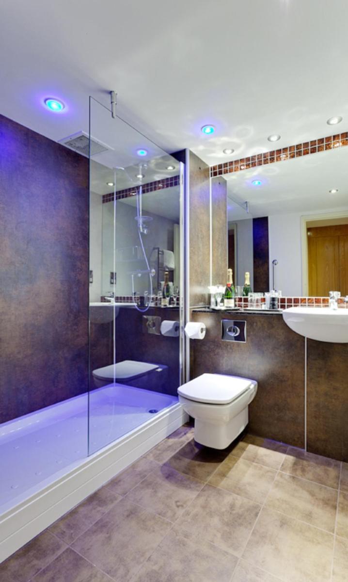 Lea Marston Hotel - Housity