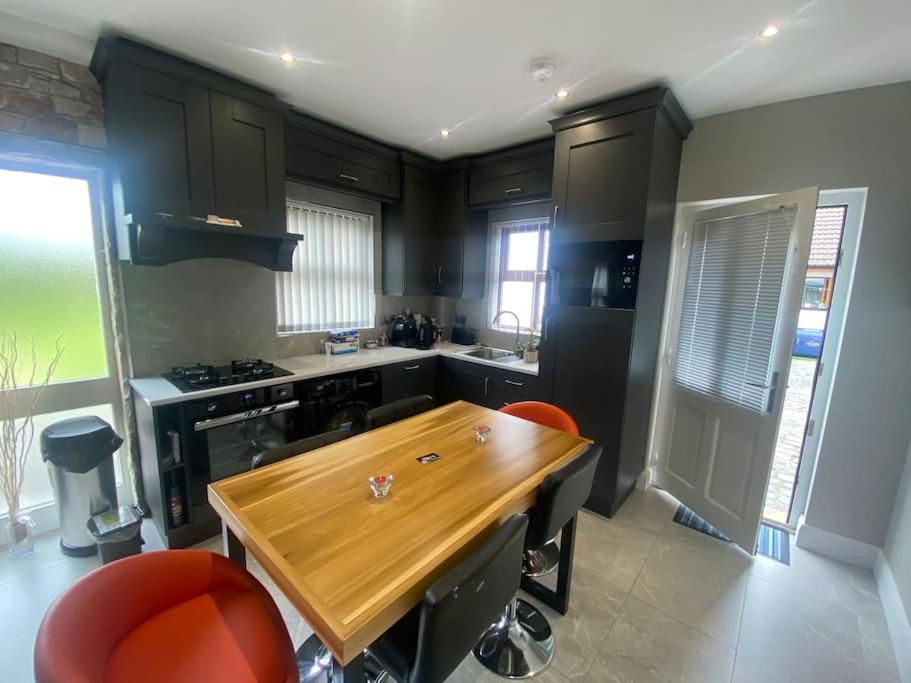 Country Cottage close to the city. - Housity