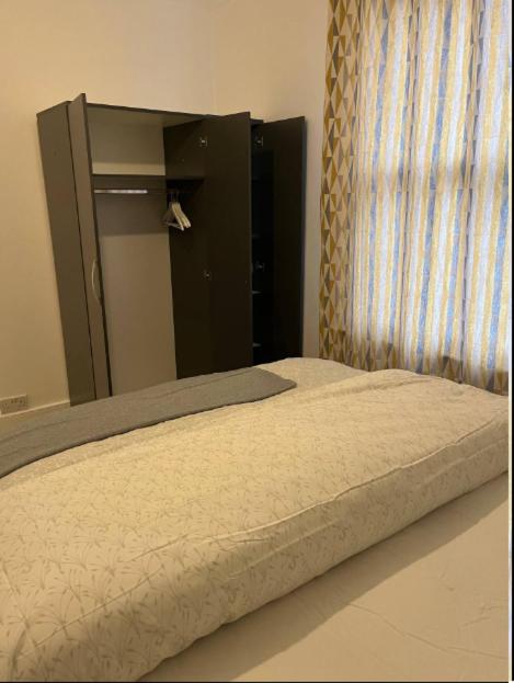 Two Bedroom Apartment in London - Housity