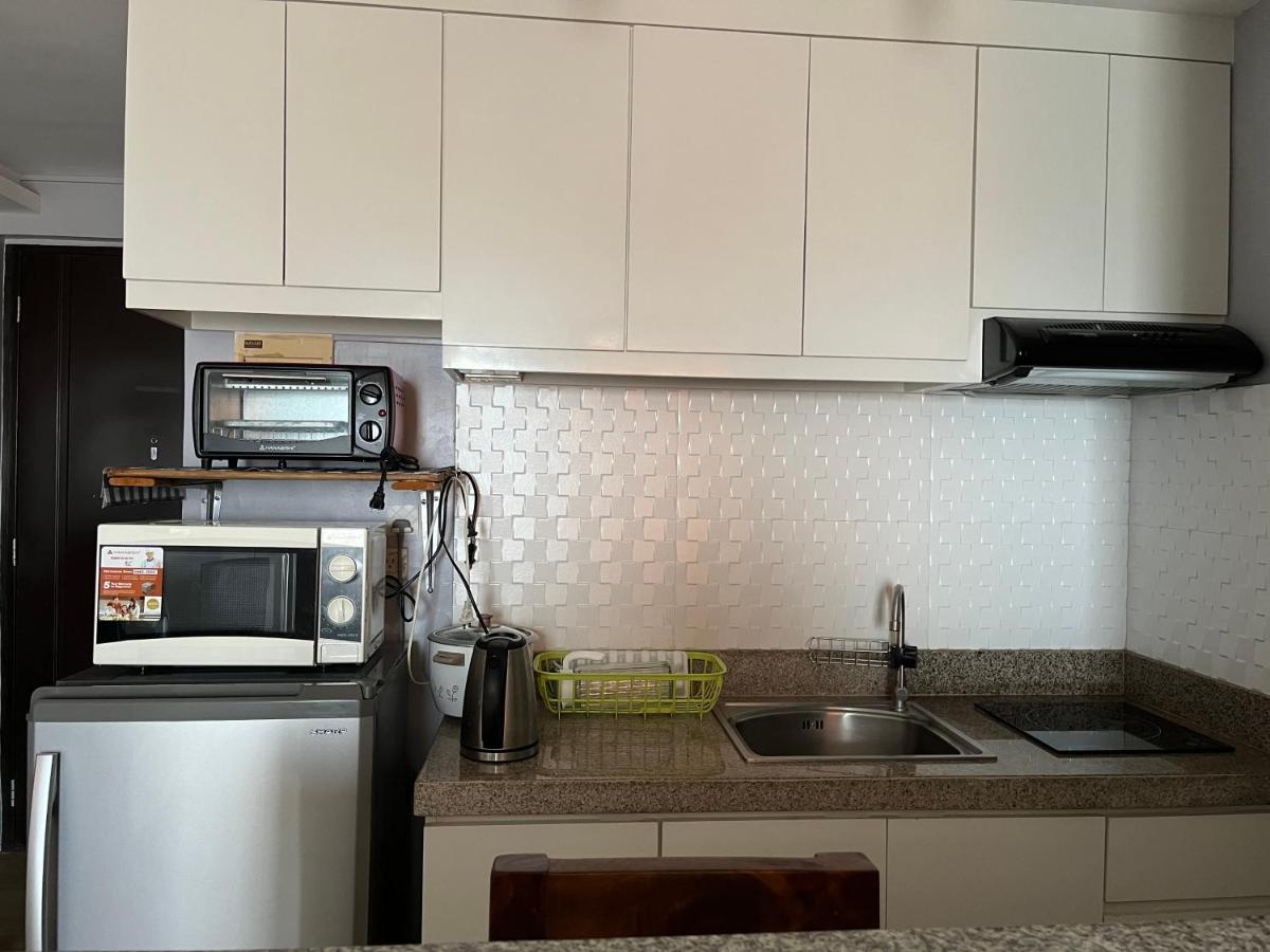 Lovely condo with pool and “netflix and chill” - Housity