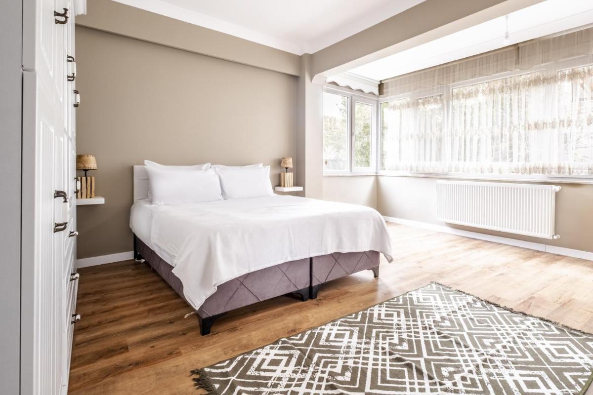 Vibrant Flat with Balcony in Maltepe - Housity