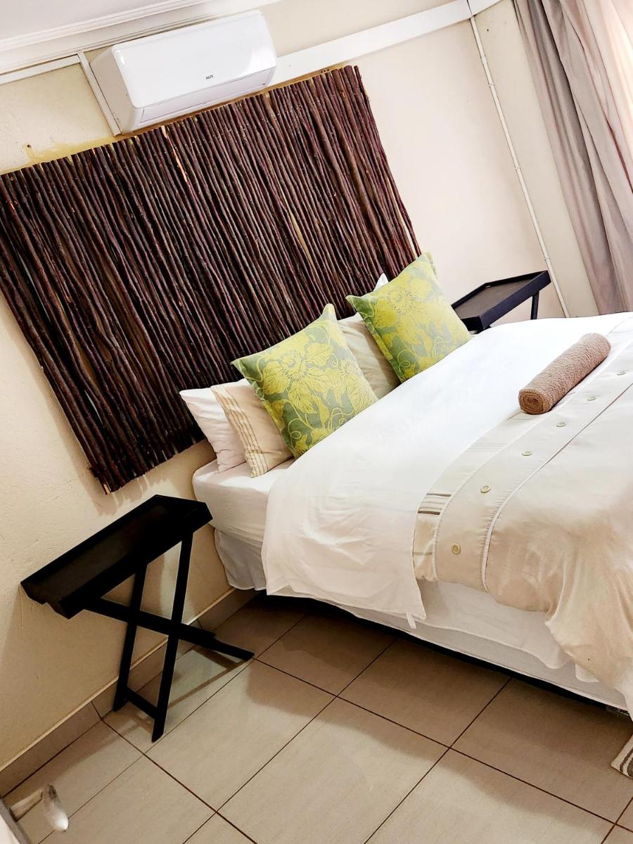 Suitetrails - MAKWATAMBANI GUEST MANOR