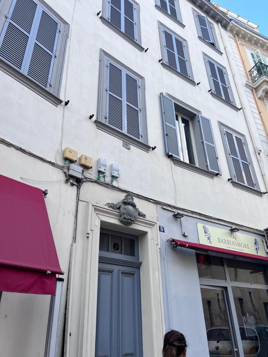 Charming Apartment in Le Cannet - Housity
