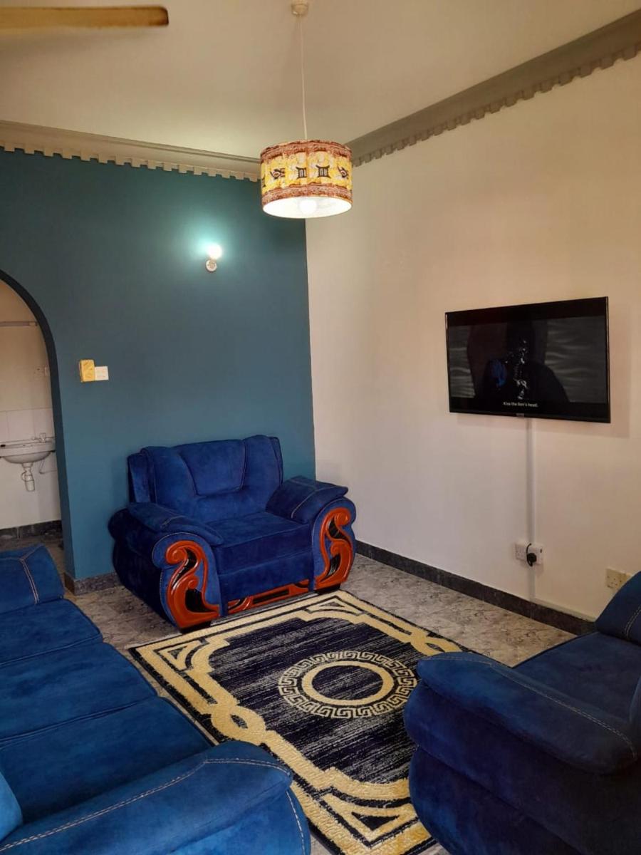 Lux Suites Gichanga Estate Apartments-1BR - Housity