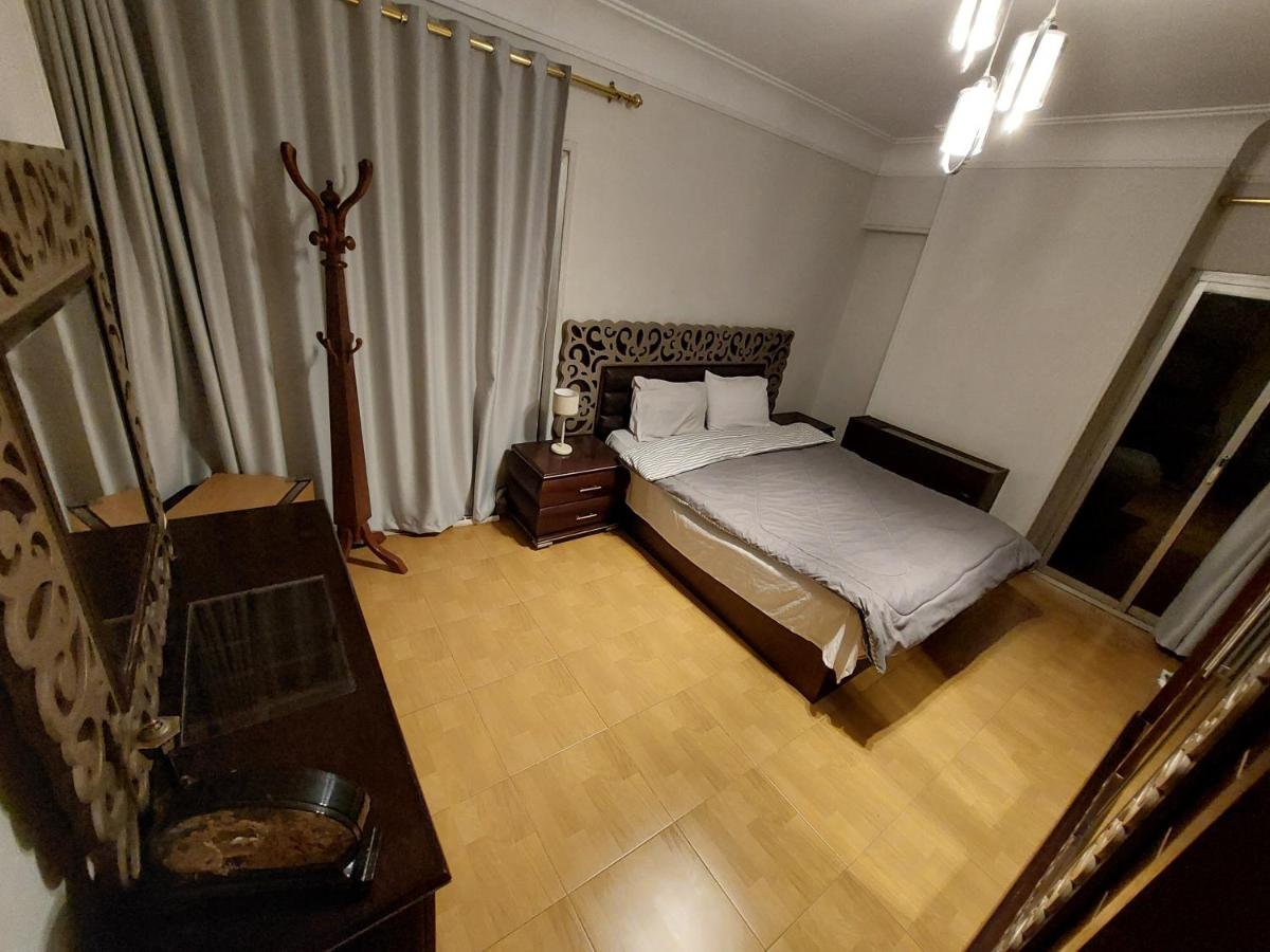 Room 2 - Housity