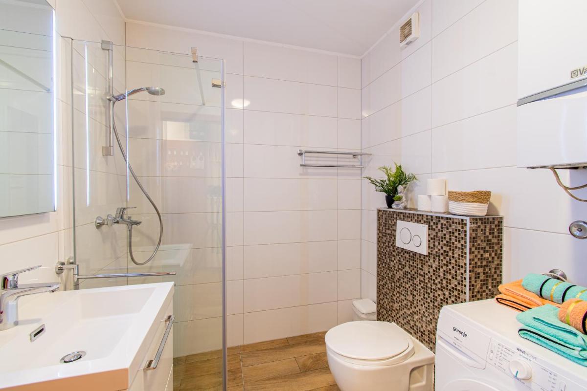 Flexible SelfCheckIns 43 - Zagreb - Luxury - Parking - Loggia - Brand New - Housity