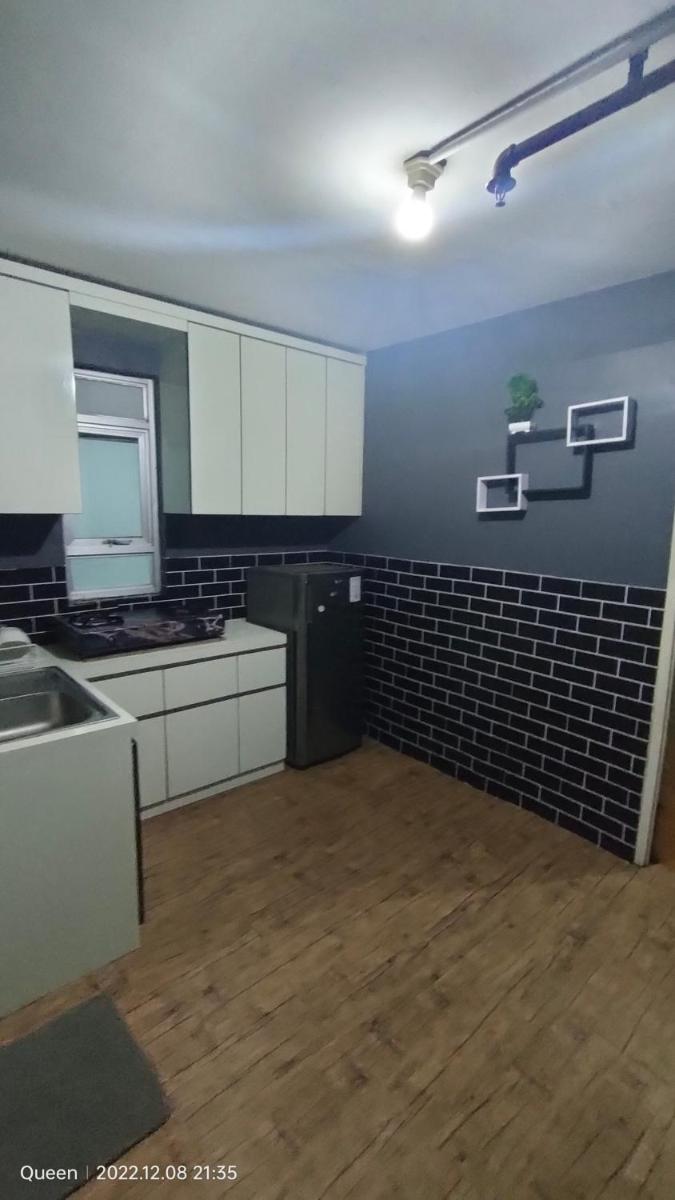 Queen Modernland Apartement - Housity
