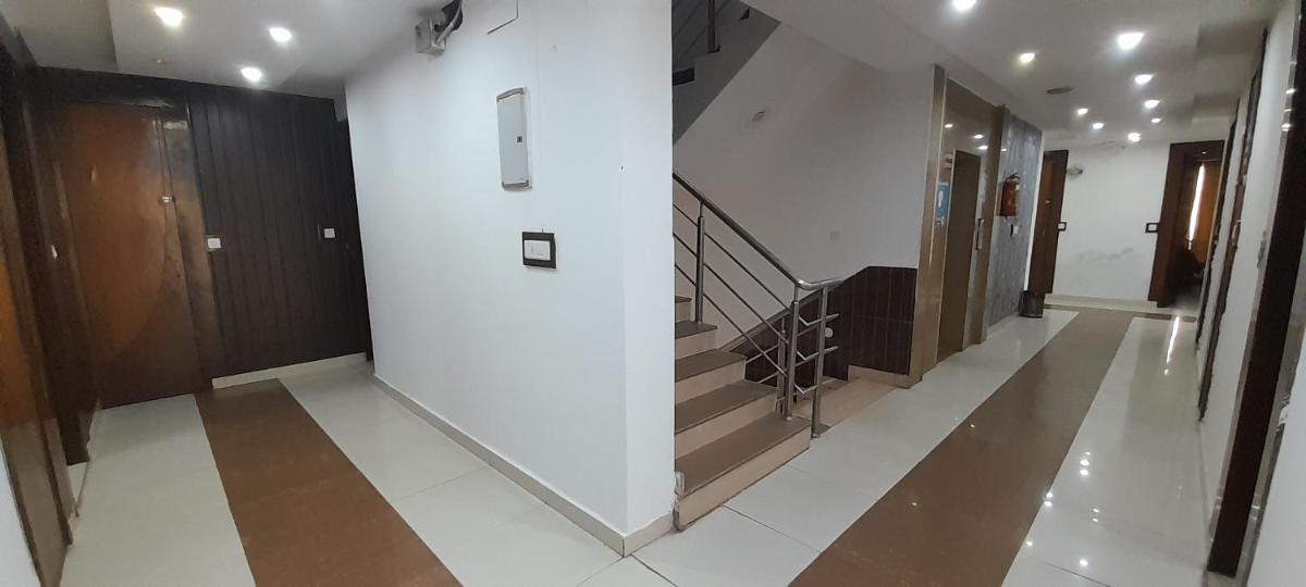 Hotel Raj mandir - Housity