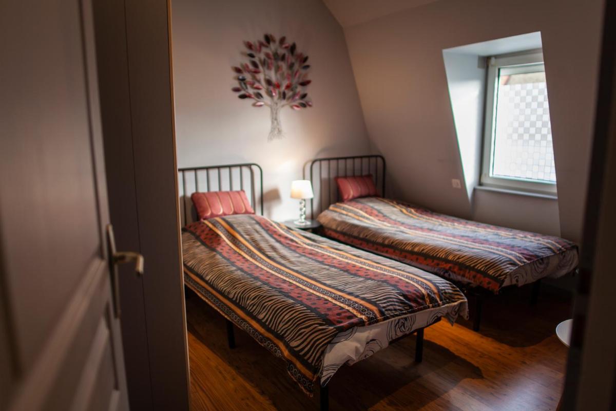 2 Gites au coeur de Bergues - Housity