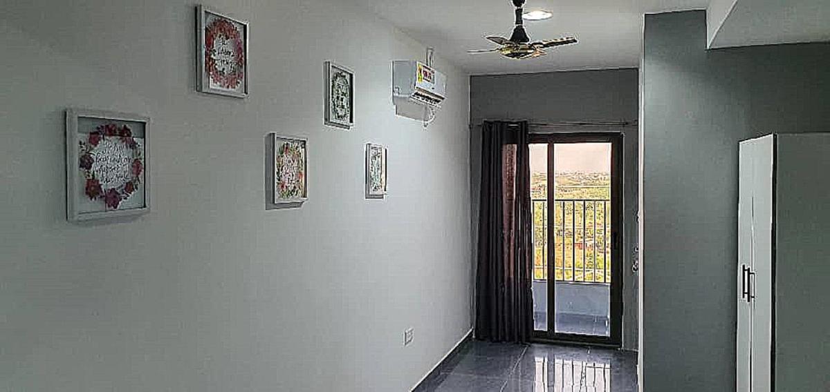 Legon City Mall Short Stay Apartments for Business and Vacation - East Legon - Hizvo