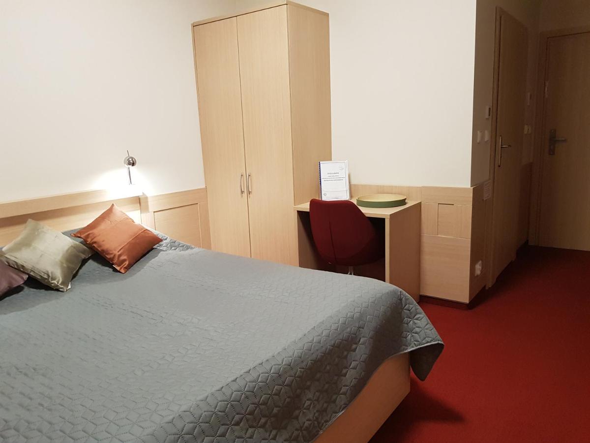 Centrum Misji Afrykańskich - centrum hotelowo-konferencyjne - Housity