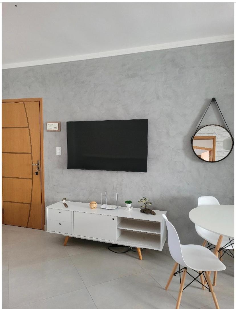 Apto térreo novo 2 Dorm - próximo ao Centro - Housity