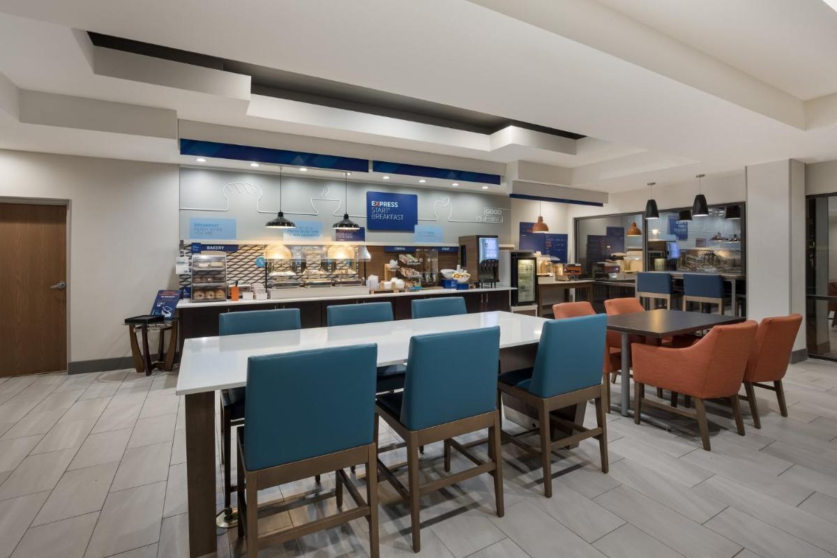 Holiday Inn Express Hotel & Suites Perry by IHG - Housity