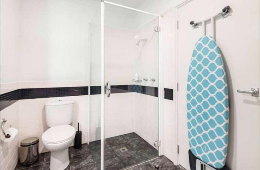 1 Bedroom Apartment in CBD - Housity