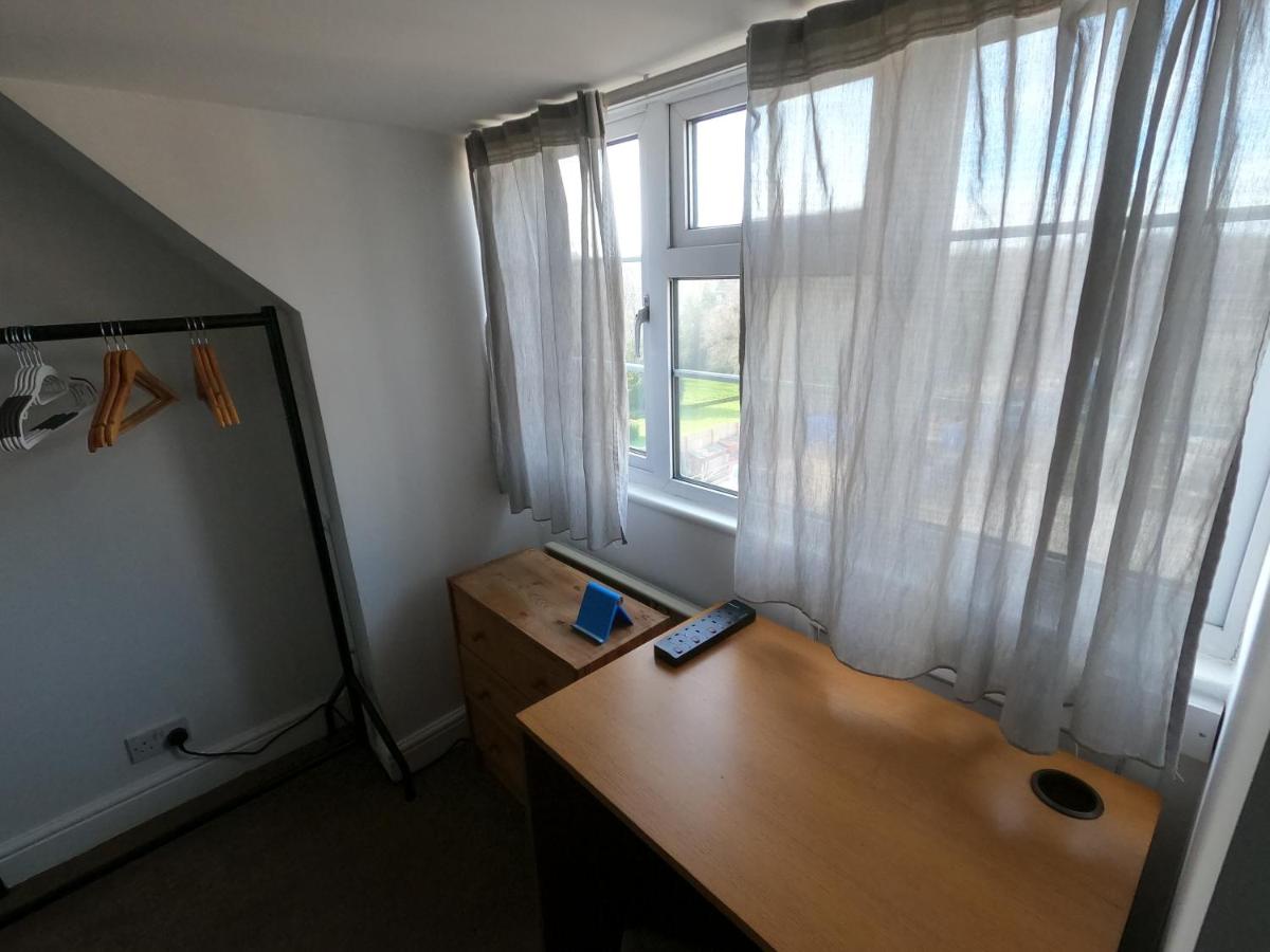 East Finchley House - Housity