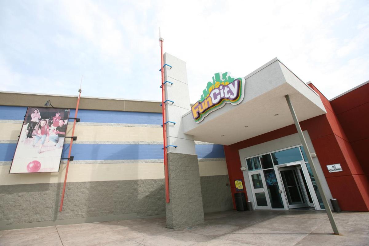 Fun City Resort Hotel - Housity