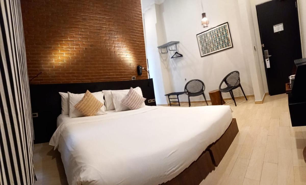 S Loft Manado - Hizvo