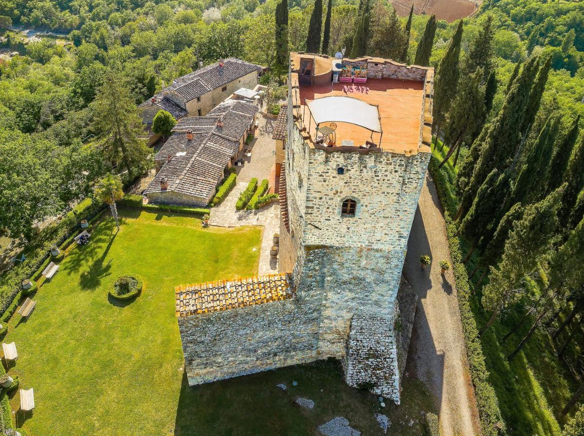 Castello Di Tornano Wine Relais - Hizvo