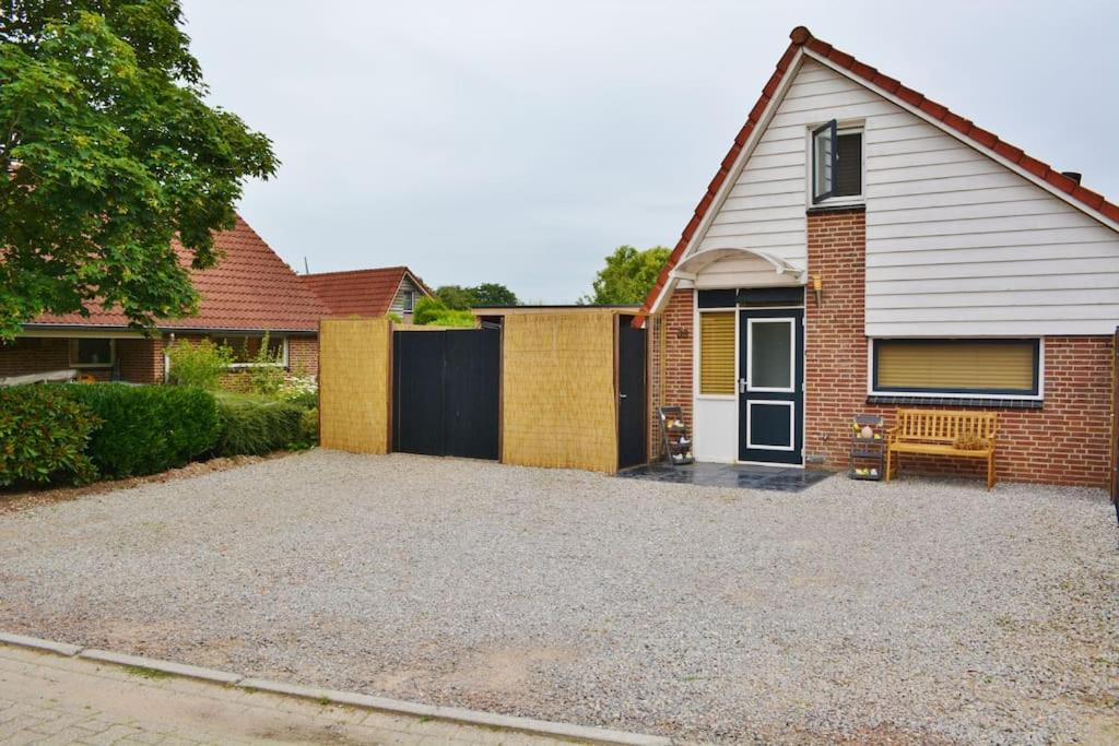 Ruige Plaat, sauna, hondenverblijf, 6 personen - Housity