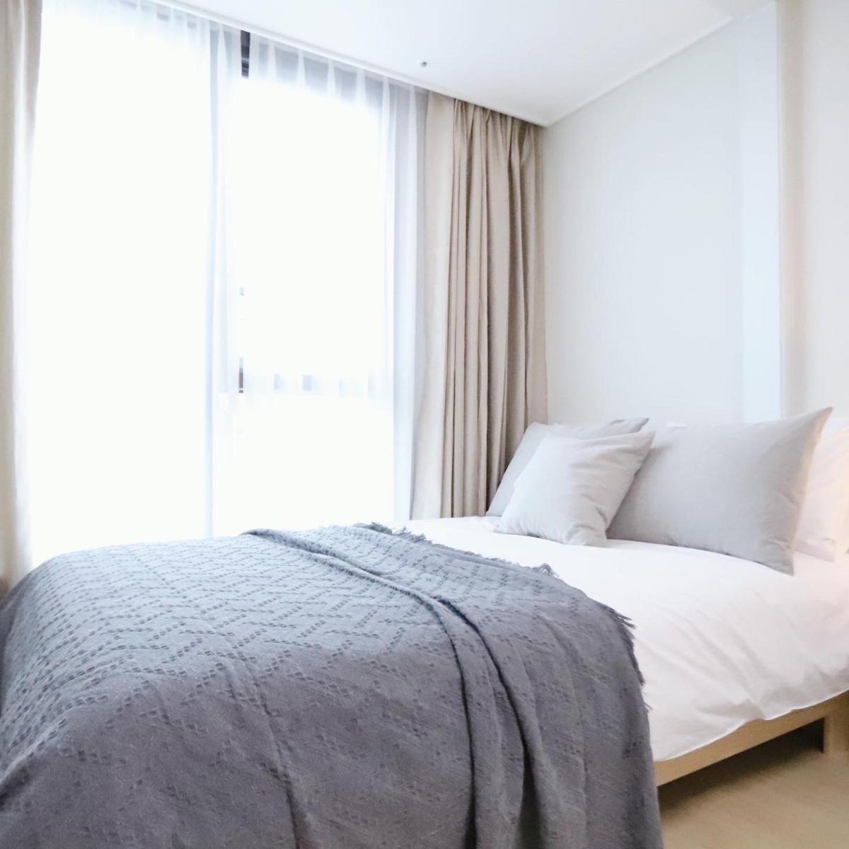 Suitetrails - Apartment THE SHARE Myeongdong