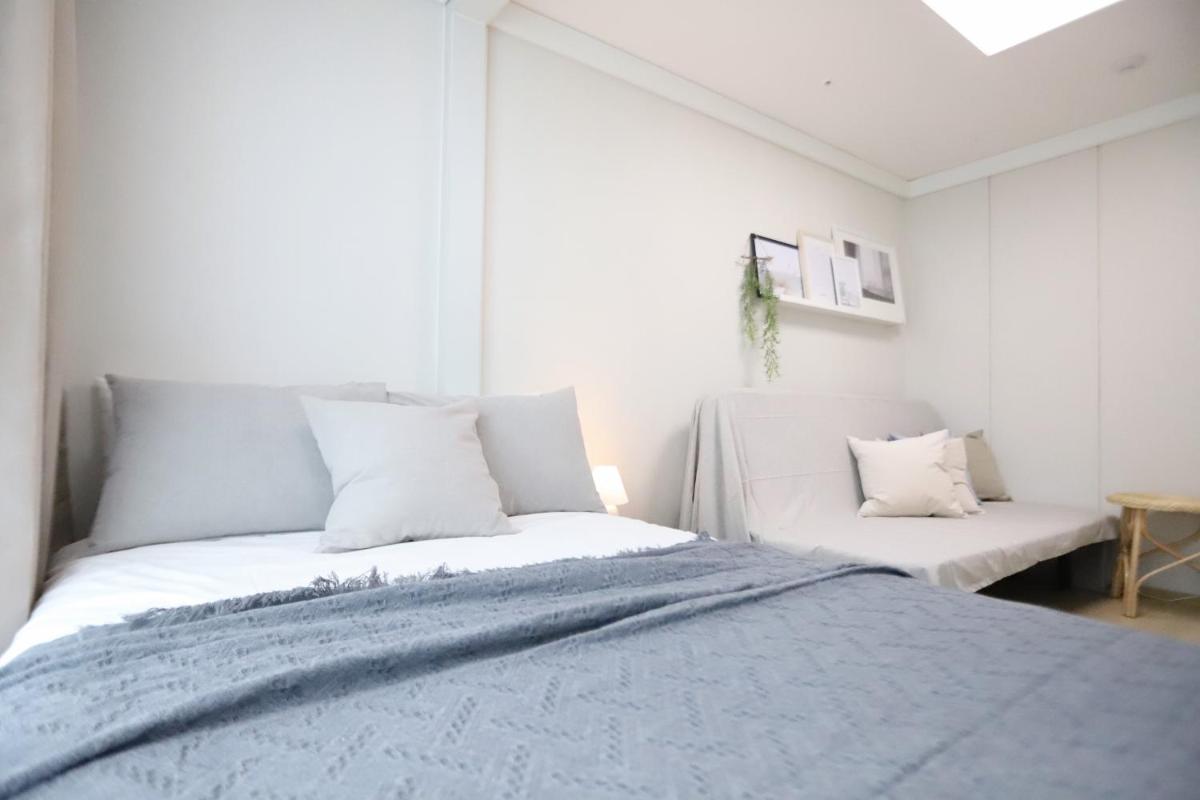 Apartment THE SHARE Myeongdong - Housity