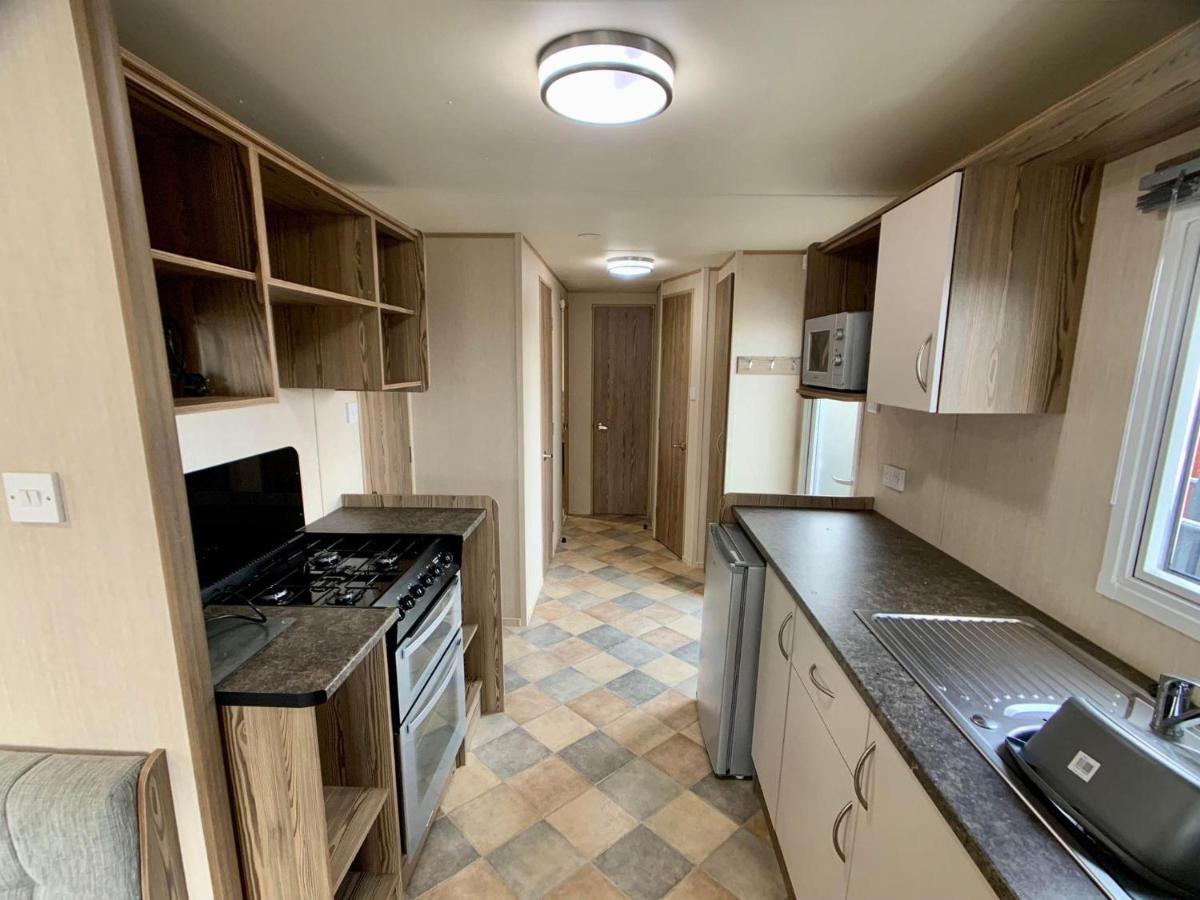 BrookeView Caravan Rental, Seton Sands - Housity