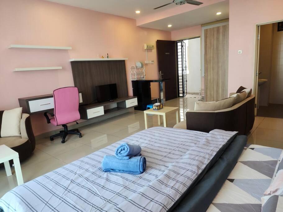 Palazio Mount Austin Johor Bahru Aeon Ikea Toppen - Housity