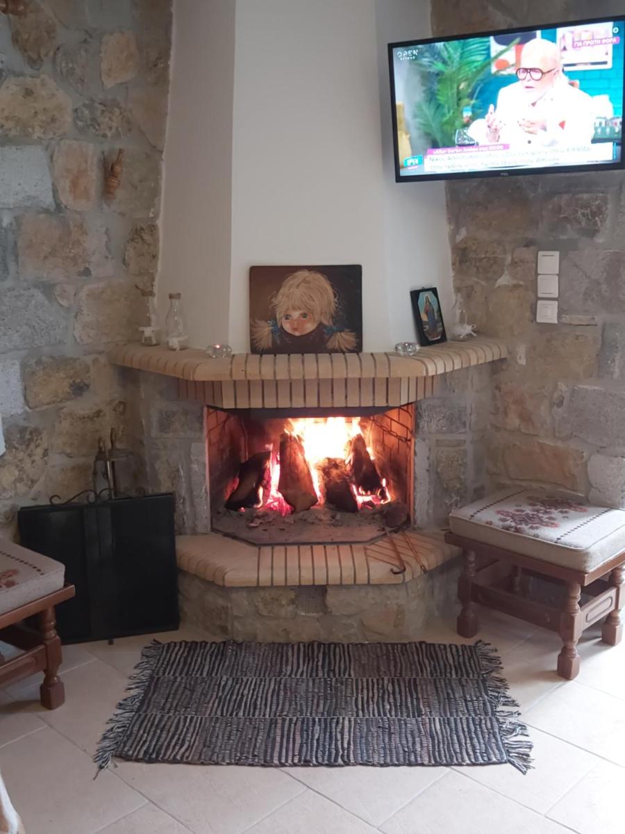 Stymfalia stone house - Housity