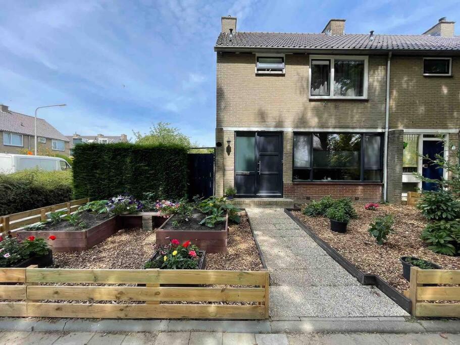 Familiewoning in Barendrecht, 10 min van Rotterdam - Housity