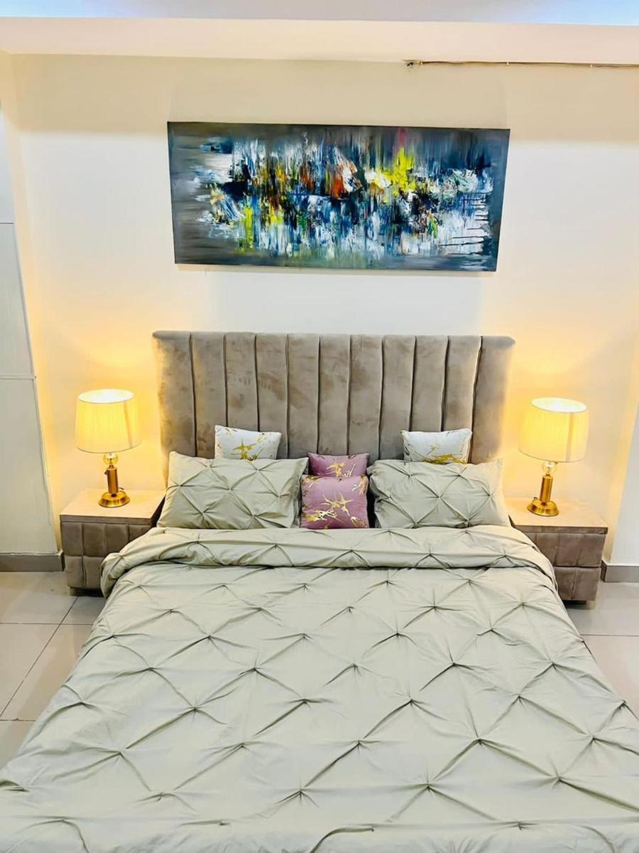 The Den - Housity