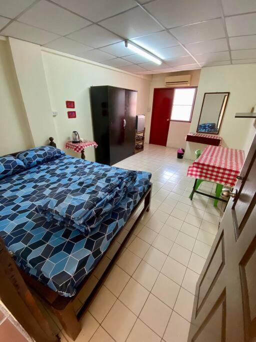 Ratanawong Place 557 - Housity