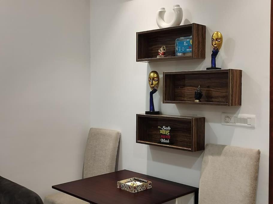 Suitetrails - STAR STUDIOS 1Fully furnished Independent Studio Apartment