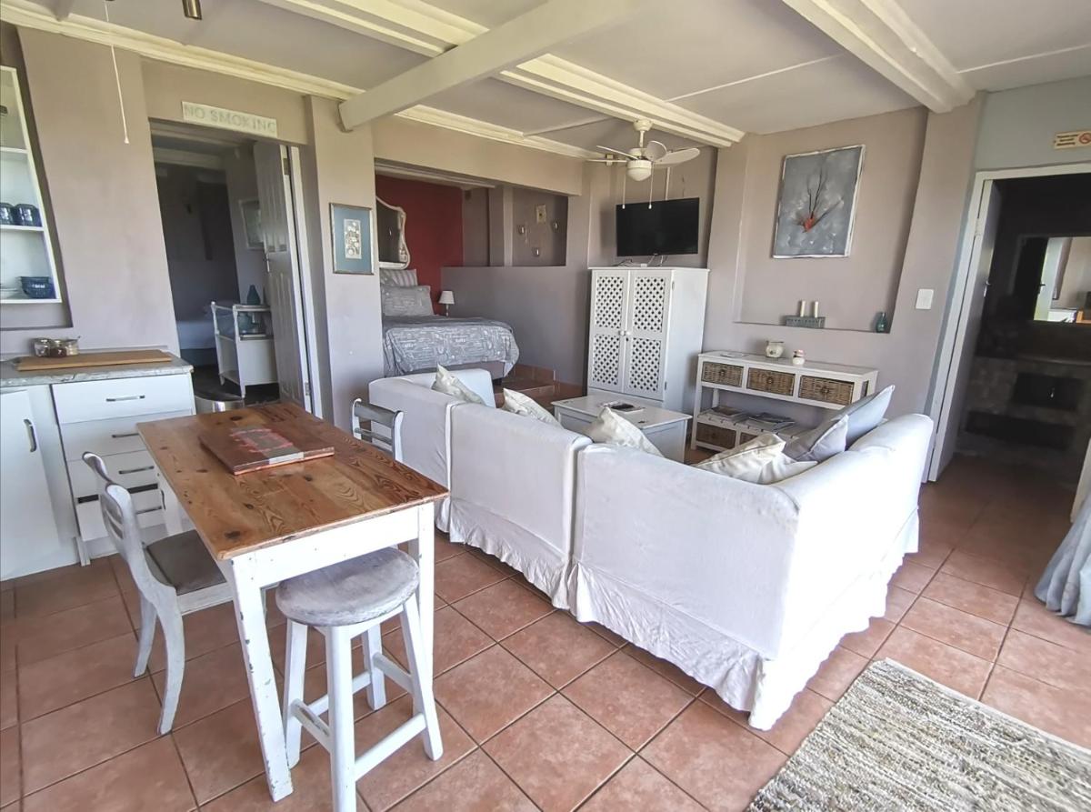 Suitetrails - Schafli Manor Self Catering